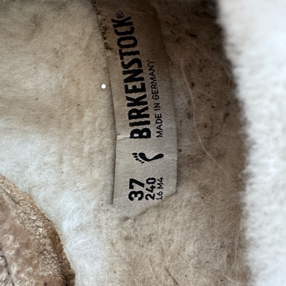 Birkenstock Ochre Shearling Sandals, size 37 - Picture 2 of 7